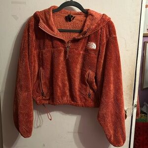 North face crop sweater